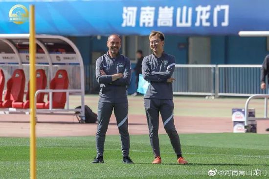 小柔在厨房被高潮嗯啊